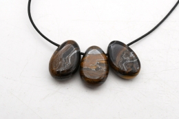 Tigereisen Trommelstein flach gebohrt 5-er Set