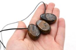 Tigeriron tumbled stone flat drilled 5 pcs set