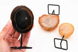 Achat auf Metallst�nder