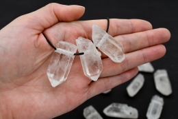 Bergkristall Spitzen Anh�nger gebohrt