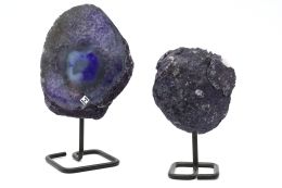 Agate Purple on Metal Stand