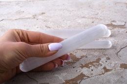 Selenit wei� Massagest�be rund