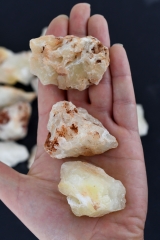 Schwefel Quarz Rohsteine