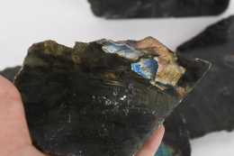 Sonderposten Labradorit one side polished 10 kg