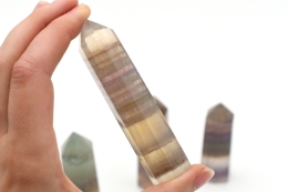 Pastell Regenbogen Fluorit Spitzen