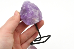 Amethyst Rohstein auf Metallst�nder