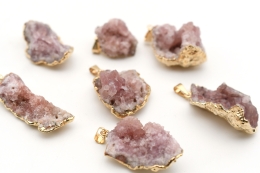 Pink Amethyst Anh�nger goldfarben galvanisiert