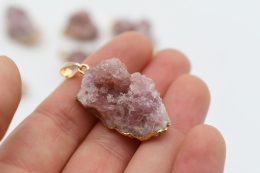 Pink Amethyst Anh�nger goldfarben galvanisiert