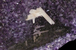 Amethyst Drusenpaar 547 kg
