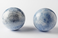 Calcit blau Kugeln