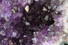 Amethyst Fl�gelpaar 136,5 kg