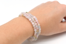 Beryll W�rfel Armband facettiert 4 mm