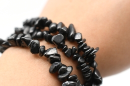 Schungit Splitter Armband