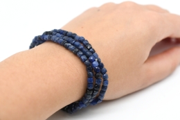 Sodalith W�rfel Armband facettiert 4 mm