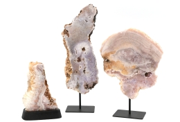 Pink Amethyst auf St�nder/Sockel ab 1,1 kg