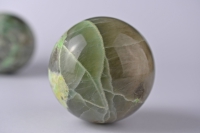 Mondstein gr�n (Garnierit) Kugeln