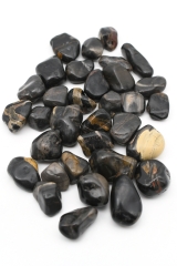 Onyx tumbled stones