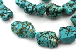 Howlith gef�rbt Trommelsteine (T�rkenit) Kettenstrang - 7 St�ck