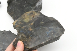 Labradorit einseitig polierte St�cke