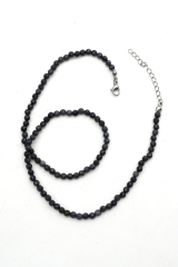 Saphir Necklace faceted 4 mm