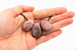 Rhodonite tumbled stones flat drilled 5 pcs Set