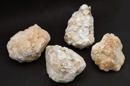 Quarz Geoden geschlossen (gro�)