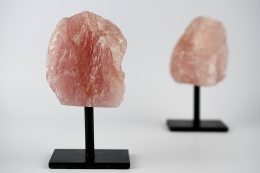 Rosenquarz auf Metallst�nder