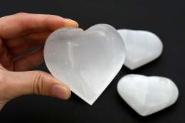 Selenite White Heart 60 - 80 mm