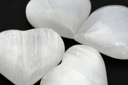Selenite White Heart 60 - 80 mm