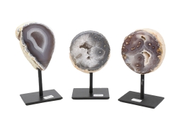 Achat auf Metallst�nder