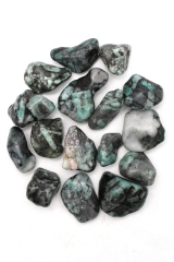Emerald tumbled stones jumbo