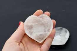 Bergkristall Herz 60 - 80 mm