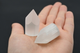 Selenite White Mini Point