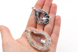 Achat Geodenscheiben Anh�nger galvanisiert silberfarben mit Amethyst