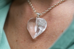 Bergkristall Herz facettiert Anh�nger