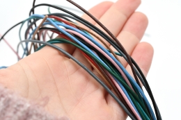 Leather strings multicoloured