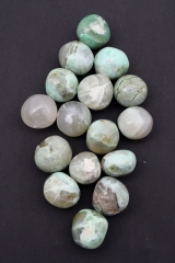 Mondstein gr�n (Garnierit) Trommelsteine