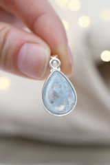 Aquamarine pendant (price per gram)