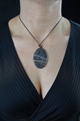 Mondstein schwarz Scheibe