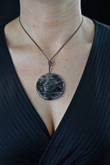 Mondstein schwarz Scheibe