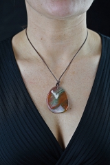 Versteinertes Holz Wave Shape