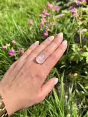 Rose quartz ring, from 4 g