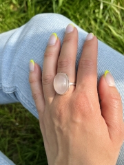 Rose quartz ring, from 4 g