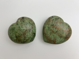 Chrysoprase Heart 60 - 80 mm
