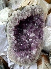 Amethyst polished brim 100 kg