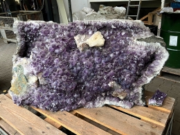 Amethyst Drusenst�ck XXL 225 kg