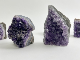 Amethyst�Free Form mit natur Rand