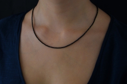 Spinell schwarz Kette facettiert 2 mm