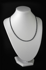 Spinell schwarz bedampft Kette facettiert