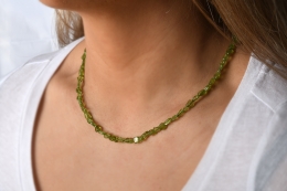 Peridot Trommelstein-Kette